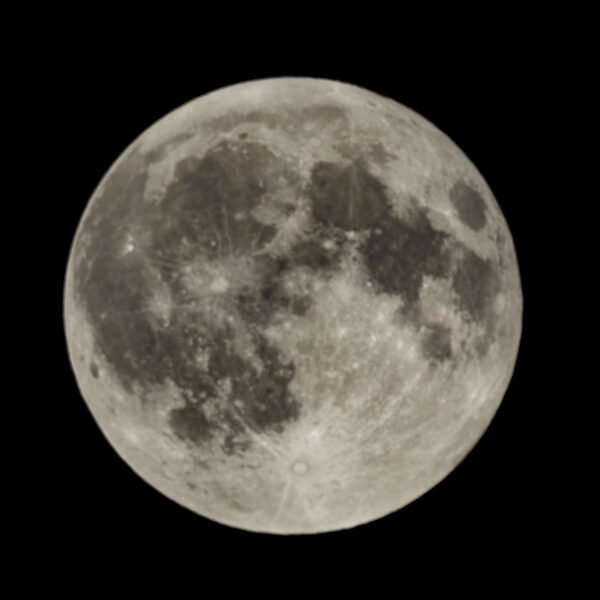 Total Lunar Eclipse - U4 three quarters (essentially full moon) - 16May2022, 0037MDT